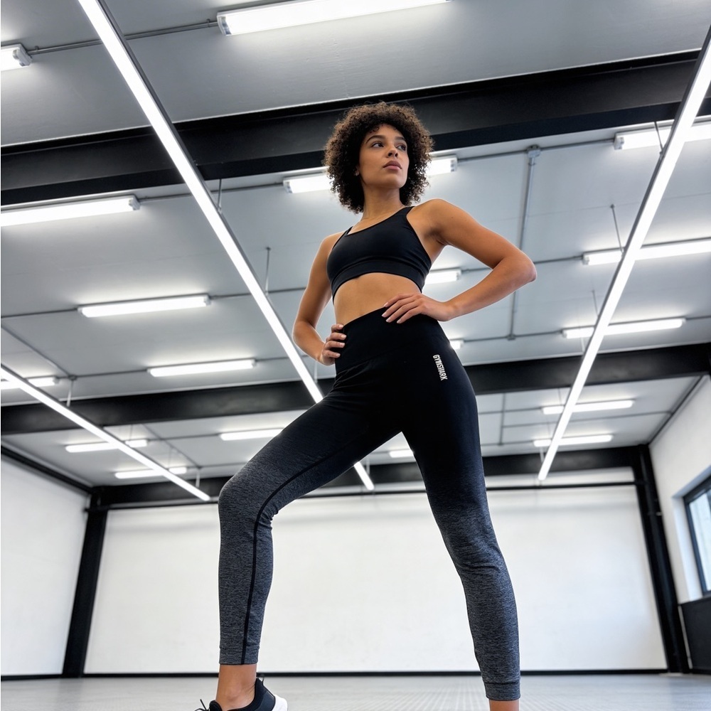 Gymshark Black and Gray Women Jeggings